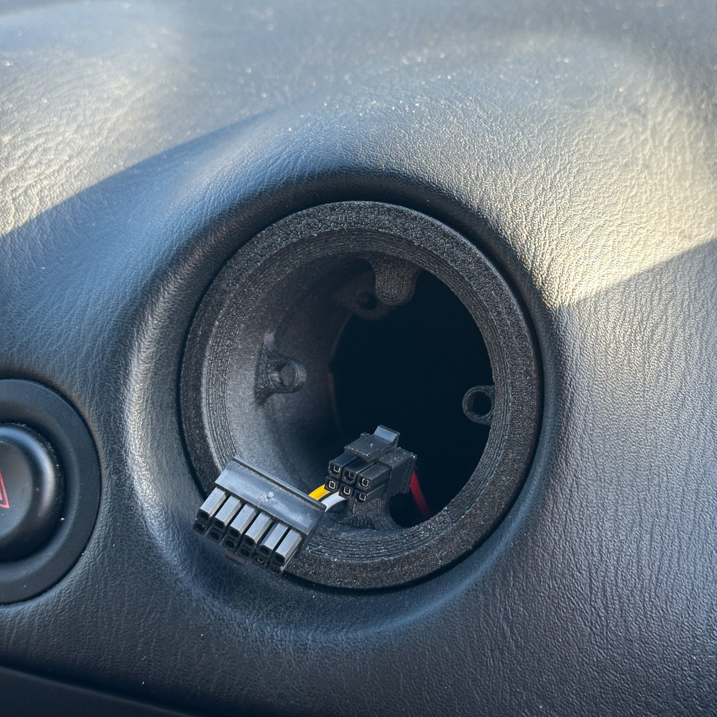 MX5 CAN Checked Gauge Pod Holder