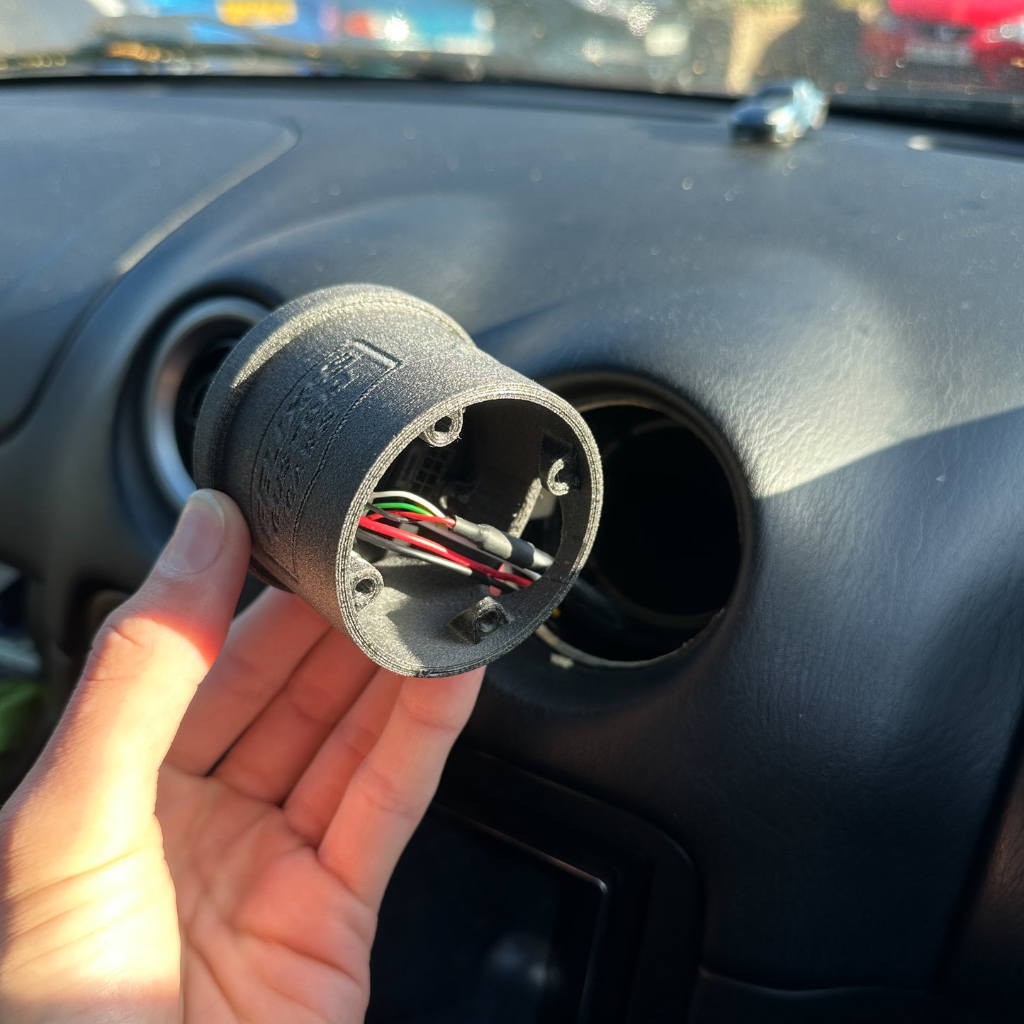 MX5 CAN Checked Gauge Pod Holder